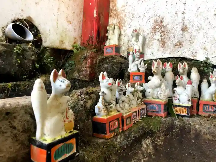 狭上稲荷神社の狛犬