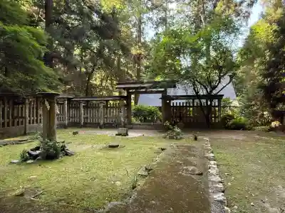 伊野天照皇大神宮の{uncategorized: "未分類", other: "その他", undefined: "問題あり", building: "その他建物", grave: "お墓", sacred_gate: "鳥居", guardian: "狛犬", statue: "像", buddha: "仏像", history: "歴史", nature: "自然", garden: "庭園", animal: "動物", pagoda: "塔", temizu: "手水舎", mountain_gate: "山門・神門", sanctuary: "本殿・本堂", subordinate: "末社・摂社", art: "芸術", scenery: "景色", jizo: "地蔵", ema: "絵馬", goshuin: "御朱印", omikuji: "おみくじ", items: "授与品その他", amulet: "お守り", goshuincho: "御朱印帳", eats: "食事", festival: "お祭り", votive_dance: "神楽", shichigosan: "七五三参", wedding: "結婚式", experience: "体験その他", initially: "初詣", around: "周辺", anti_infection: "感染症対策"}