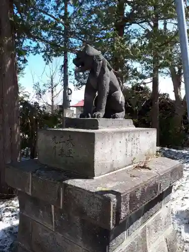 岩見澤神社の狛犬