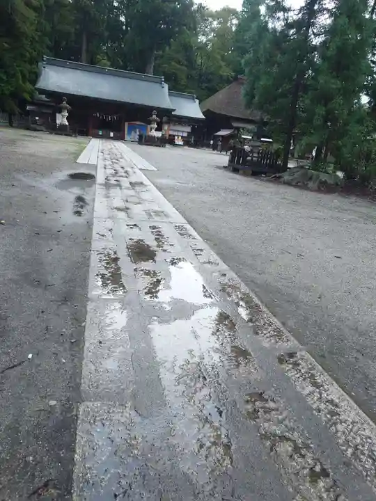 若一王子神社(長野県)