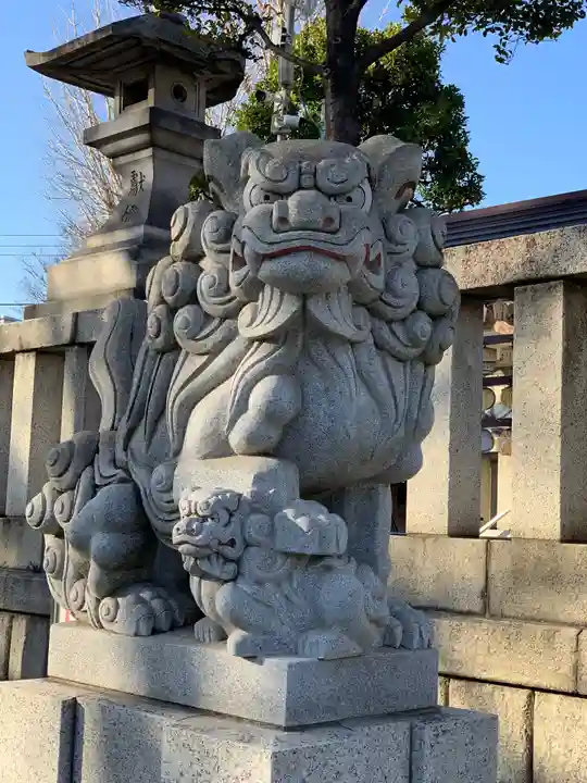 尾久八幡神社の狛犬