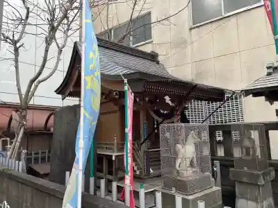 胡桃下稲荷神社の{uncategorized: "未分類", other: "その他", undefined: "問題あり", building: "その他建物", grave: "お墓", sacred_gate: "鳥居", guardian: "狛犬", statue: "像", buddha: "仏像", history: "歴史", nature: "自然", garden: "庭園", animal: "動物", pagoda: "塔", temizu: "手水舎", mountain_gate: "山門・神門", sanctuary: "本殿・本堂", subordinate: "末社・摂社", art: "芸術", scenery: "景色", jizo: "地蔵", ema: "絵馬", goshuin: "御朱印", omikuji: "おみくじ", items: "授与品その他", amulet: "お守り", goshuincho: "御朱印帳", eats: "食事", festival: "お祭り", votive_dance: "神楽", shichigosan: "七五三参", wedding: "結婚式", experience: "体験その他", initially: "初詣", around: "周辺", anti_infection: "感染症対策"}