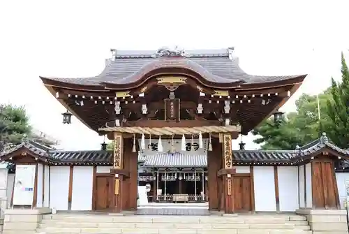 射楯兵主神社の山門