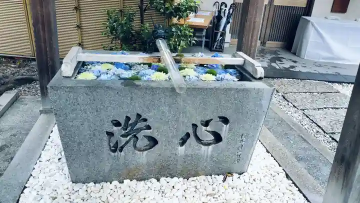 蛇窪神社の手水舎