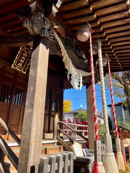 白山神社の本殿・本堂