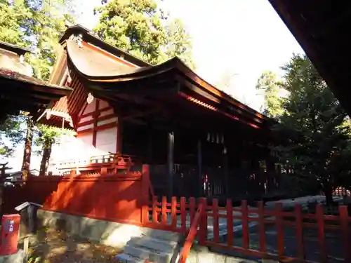 大井俣窪八幡神社の本殿