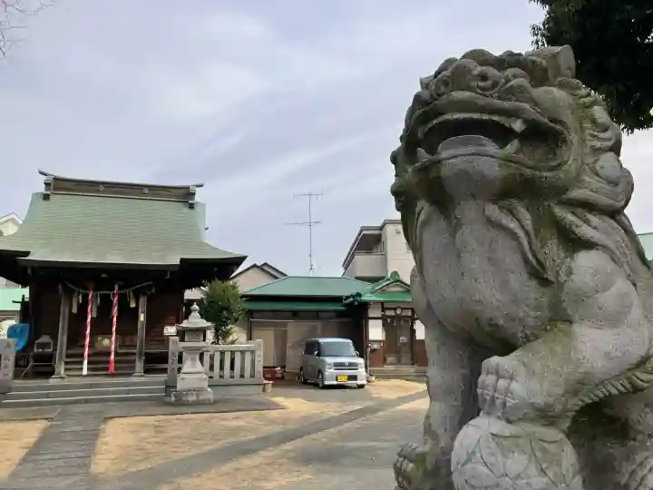 杉山社(上星川鎮守)の{uncategorized: "未分類", other: "その他", undefined: "問題あり", building: "その他建物", grave: "お墓", sacred_gate: "鳥居", guardian: "狛犬", statue: "像", buddha: "仏像", history: "歴史", nature: "自然", garden: "庭園", animal: "動物", pagoda: "塔", temizu: "手水舎", mountain_gate: "山門・神門", sanctuary: "本殿・本堂", subordinate: "末社・摂社", art: "芸術", scenery: "景色", jizo: "地蔵", ema: "絵馬", goshuin: "御朱印", omikuji: "おみくじ", items: "授与品その他", amulet: "お守り", goshuincho: "御朱印帳", eats: "食事", festival: "お祭り", votive_dance: "神楽", shichigosan: "七五三参", wedding: "結婚式", experience: "体験その他", initially: "初詣", around: "周辺", anti_infection: "感染症対策"}
