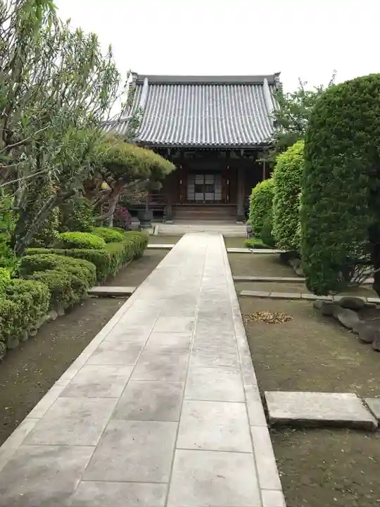 蓮光寺の本殿・本堂