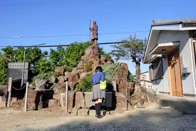 天神社・覚明堂(牛山町)の手水舎