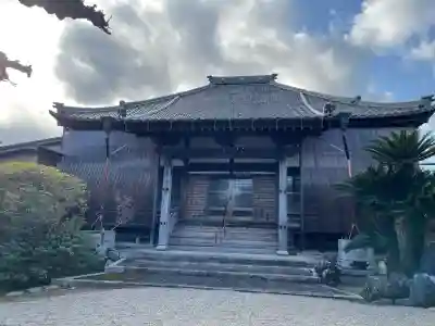 真福寺の{uncategorized: "未分類", other: "その他", undefined: "問題あり", building: "その他建物", grave: "お墓", sacred_gate: "鳥居", guardian: "狛犬", statue: "像", buddha: "仏像", history: "歴史", nature: "自然", garden: "庭園", animal: "動物", pagoda: "塔", temizu: "手水舎", mountain_gate: "山門・神門", sanctuary: "本殿・本堂", subordinate: "末社・摂社", art: "芸術", scenery: "景色", jizo: "地蔵", ema: "絵馬", goshuin: "御朱印", omikuji: "おみくじ", items: "授与品その他", amulet: "お守り", goshuincho: "御朱印帳", eats: "食事", festival: "お祭り", votive_dance: "神楽", shichigosan: "七五三参", wedding: "結婚式", experience: "体験その他", initially: "初詣", around: "周辺", anti_infection: "感染症対策"}