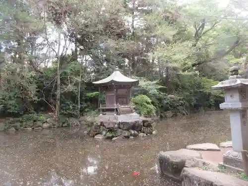 金蔵寺の末社・摂社