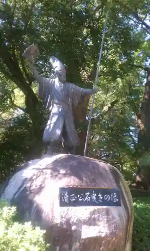 愛知縣護國神社の像