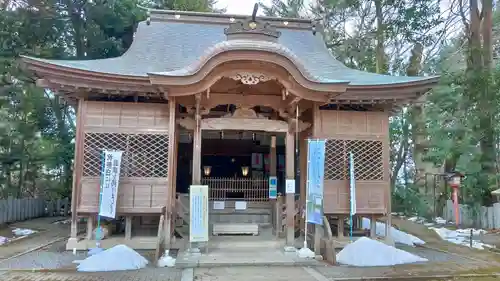 青海神社の本殿