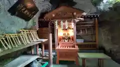 銭洗弁財天宇賀福神社(神奈川県)