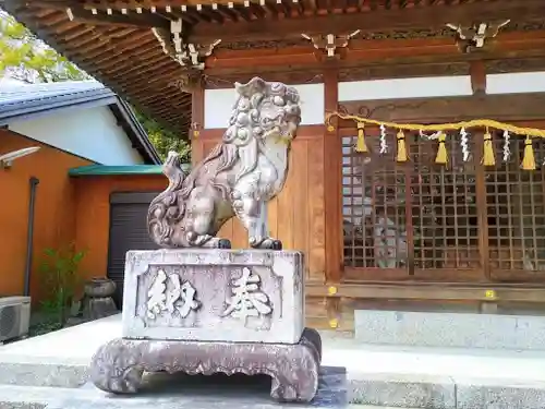 神明社（岩滑新田神明社）の狛犬