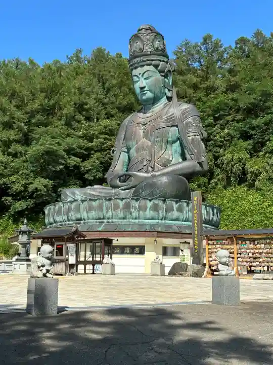 青龍寺(昭和大仏)(青森県)