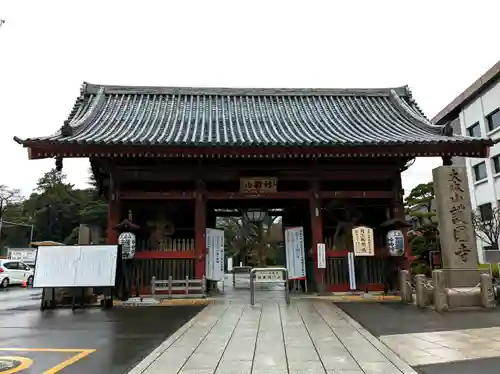 護国寺の本殿・本堂