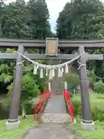坪沼八幡神社の鳥居