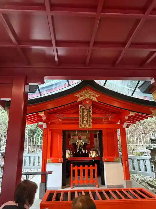 九頭龍神社新宮の{uncategorized: "未分類", other: "その他", undefined: "問題あり", building: "その他建物", grave: "お墓", sacred_gate: "鳥居", guardian: "狛犬", statue: "像", buddha: "仏像", history: "歴史", nature: "自然", garden: "庭園", animal: "動物", pagoda: "塔", temizu: "手水舎", mountain_gate: "山門・神門", sanctuary: "本殿・本堂", subordinate: "末社・摂社", art: "芸術", scenery: "景色", jizo: "地蔵", ema: "絵馬", goshuin: "御朱印", omikuji: "おみくじ", items: "授与品その他", amulet: "お守り", goshuincho: "御朱印帳", eats: "食事", festival: "お祭り", votive_dance: "神楽", shichigosan: "七五三参", wedding: "結婚式", experience: "体験その他", initially: "初詣", around: "周辺", anti_infection: "感染症対策"}