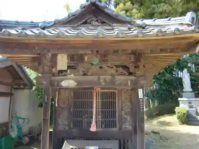 法岩院の本殿・本堂