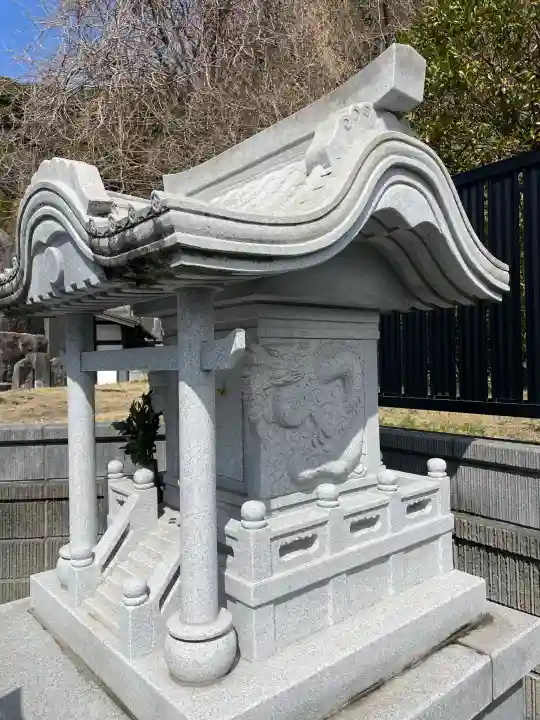 大寳寺の{uncategorized: "未分類", other: "その他", undefined: "問題あり", building: "その他建物", grave: "お墓", sacred_gate: "鳥居", guardian: "狛犬", statue: "像", buddha: "仏像", history: "歴史", nature: "自然", garden: "庭園", animal: "動物", pagoda: "塔", temizu: "手水舎", mountain_gate: "山門・神門", sanctuary: "本殿・本堂", subordinate: "末社・摂社", art: "芸術", scenery: "景色", jizo: "地蔵", ema: "絵馬", goshuin: "御朱印", omikuji: "おみくじ", items: "授与品その他", amulet: "お守り", goshuincho: "御朱印帳", eats: "食事", festival: "お祭り", votive_dance: "神楽", shichigosan: "七五三参", wedding: "結婚式", experience: "体験その他", initially: "初詣", around: "周辺", anti_infection: "感染症対策"}