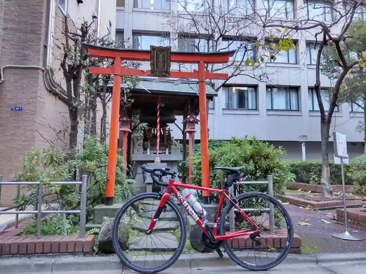 豊繁稲荷社の鳥居