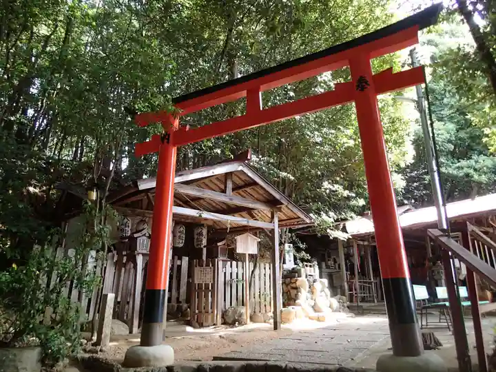 二葉姫稲荷神社の鳥居