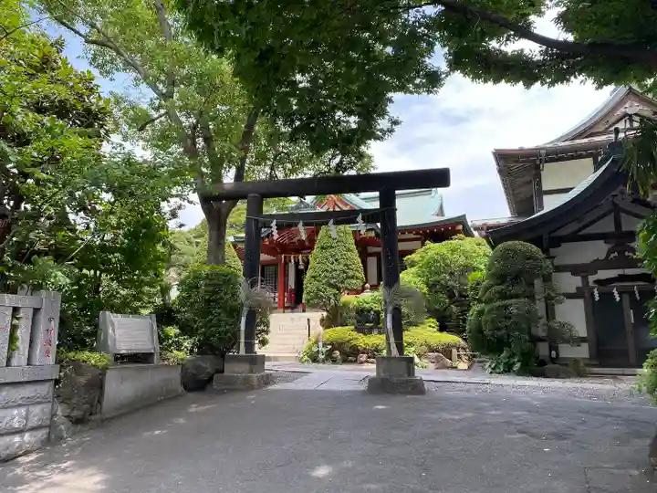 東大島神社の鳥居