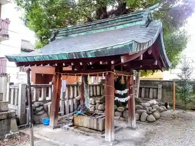 金山神社の手水舎