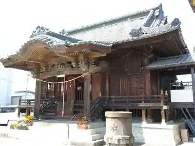 諏訪神社の本殿・本堂