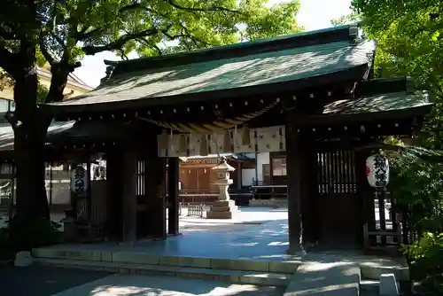葛飾八幡宮の山門・神門