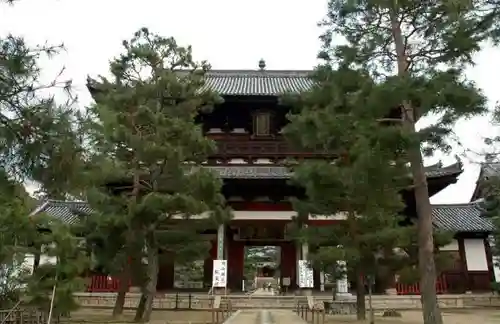 萬福寺の山門・神門