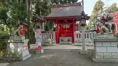 亀ケ池八幡宮の末社・摂社
