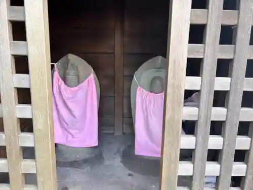 館の双体地蔵様(豊明市中京競馬場入口交差点)(愛知県)