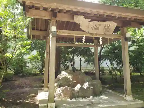 城端神明宮の手水舎