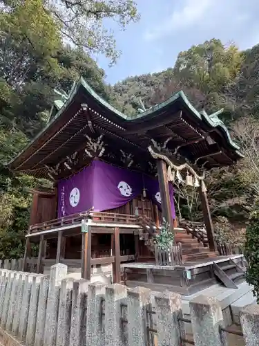 草津八幡宮の本殿・本堂