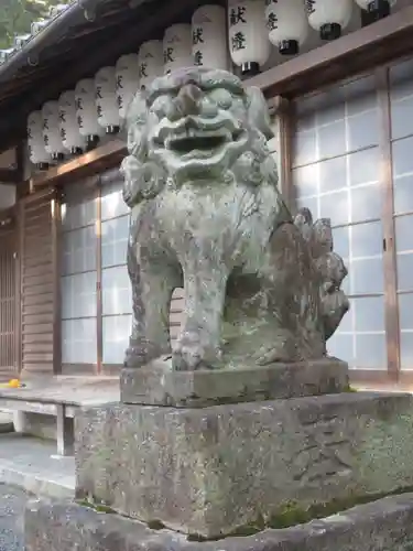 三宅八幡宮の狛犬