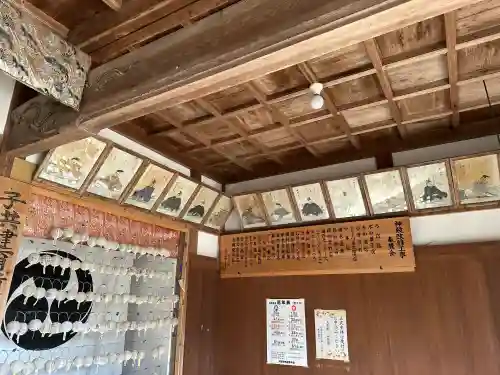 岐尼神社の{uncategorized: "未分類", other: "その他", undefined: "問題あり", building: "その他建物", grave: "お墓", sacred_gate: "鳥居", guardian: "狛犬", statue: "像", buddha: "仏像", history: "歴史", nature: "自然", garden: "庭園", animal: "動物", pagoda: "塔", temizu: "手水舎", mountain_gate: "山門・神門", sanctuary: "本殿・本堂", subordinate: "末社・摂社", art: "芸術", scenery: "景色", jizo: "地蔵", ema: "絵馬", goshuin: "御朱印", omikuji: "おみくじ", items: "授与品その他", amulet: "お守り", goshuincho: "御朱印帳", eats: "食事", festival: "お祭り", votive_dance: "神楽", shichigosan: "七五三参", wedding: "結婚式", experience: "体験その他", initially: "初詣", around: "周辺", anti_infection: "感染症対策"}