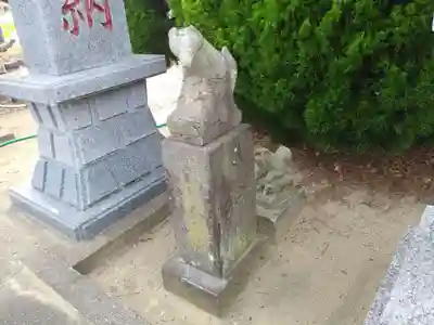 妻恋稲荷神社の狛犬