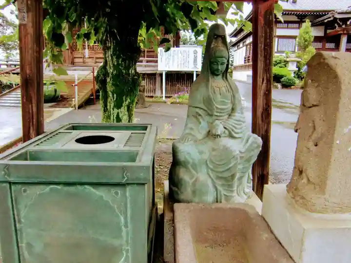 新長谷寺(八町観音)の仏像