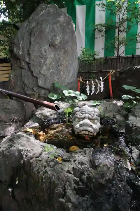田無神社の手水舎