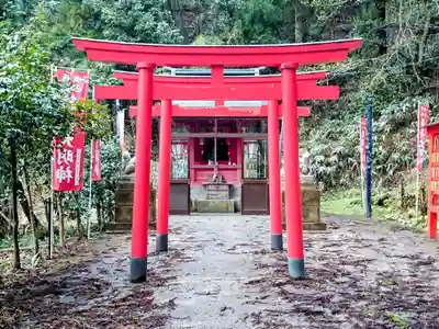 湯涌稲荷神社の鳥居