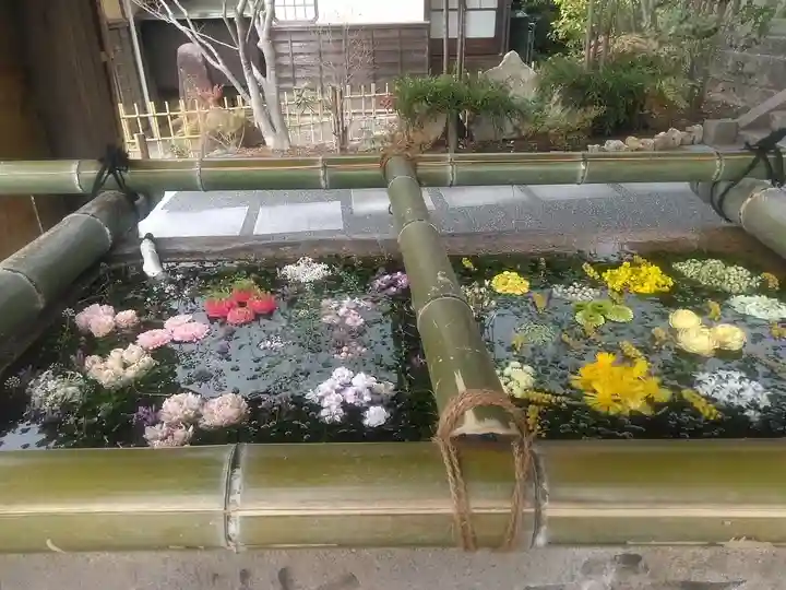 琴崎八幡宮の手水舎