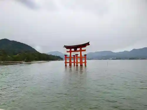 厳島神社(広島県)