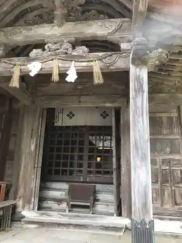 下山神社の本殿