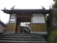 済生寺の山門・神門