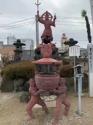 秋葉山圓通寺の仏像