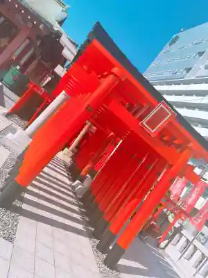 東京羽田 穴守稲荷神社の{uncategorized: "未分類", other: "その他", undefined: "問題あり", building: "その他建物", grave: "お墓", sacred_gate: "鳥居", guardian: "狛犬", statue: "像", buddha: "仏像", history: "歴史", nature: "自然", garden: "庭園", animal: "動物", pagoda: "塔", temizu: "手水舎", mountain_gate: "山門・神門", sanctuary: "本殿・本堂", subordinate: "末社・摂社", art: "芸術", scenery: "景色", jizo: "地蔵", ema: "絵馬", goshuin: "御朱印", omikuji: "おみくじ", items: "授与品その他", amulet: "お守り", goshuincho: "御朱印帳", eats: "食事", festival: "お祭り", votive_dance: "神楽", shichigosan: "七五三参", wedding: "結婚式", experience: "体験その他", initially: "初詣", around: "周辺", anti_infection: "感染症対策"}