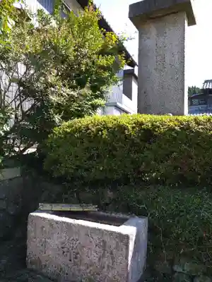 十楽寺(湖国甲賀三大仏)安心巡りの手水舎