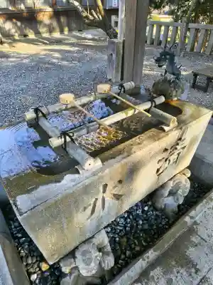 老津神社の{uncategorized: "未分類", other: "その他", undefined: "問題あり", building: "その他建物", grave: "お墓", sacred_gate: "鳥居", guardian: "狛犬", statue: "像", buddha: "仏像", history: "歴史", nature: "自然", garden: "庭園", animal: "動物", pagoda: "塔", temizu: "手水舎", mountain_gate: "山門・神門", sanctuary: "本殿・本堂", subordinate: "末社・摂社", art: "芸術", scenery: "景色", jizo: "地蔵", ema: "絵馬", goshuin: "御朱印", omikuji: "おみくじ", items: "授与品その他", amulet: "お守り", goshuincho: "御朱印帳", eats: "食事", festival: "お祭り", votive_dance: "神楽", shichigosan: "七五三参", wedding: "結婚式", experience: "体験その他", initially: "初詣", around: "周辺", anti_infection: "感染症対策"}